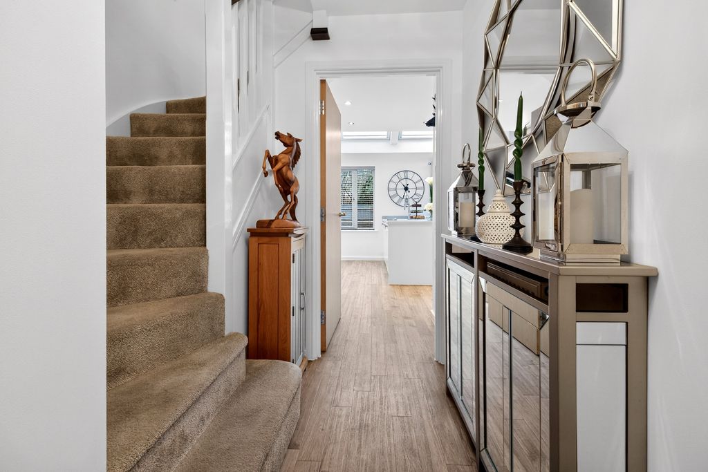 Property photo 3 of 30