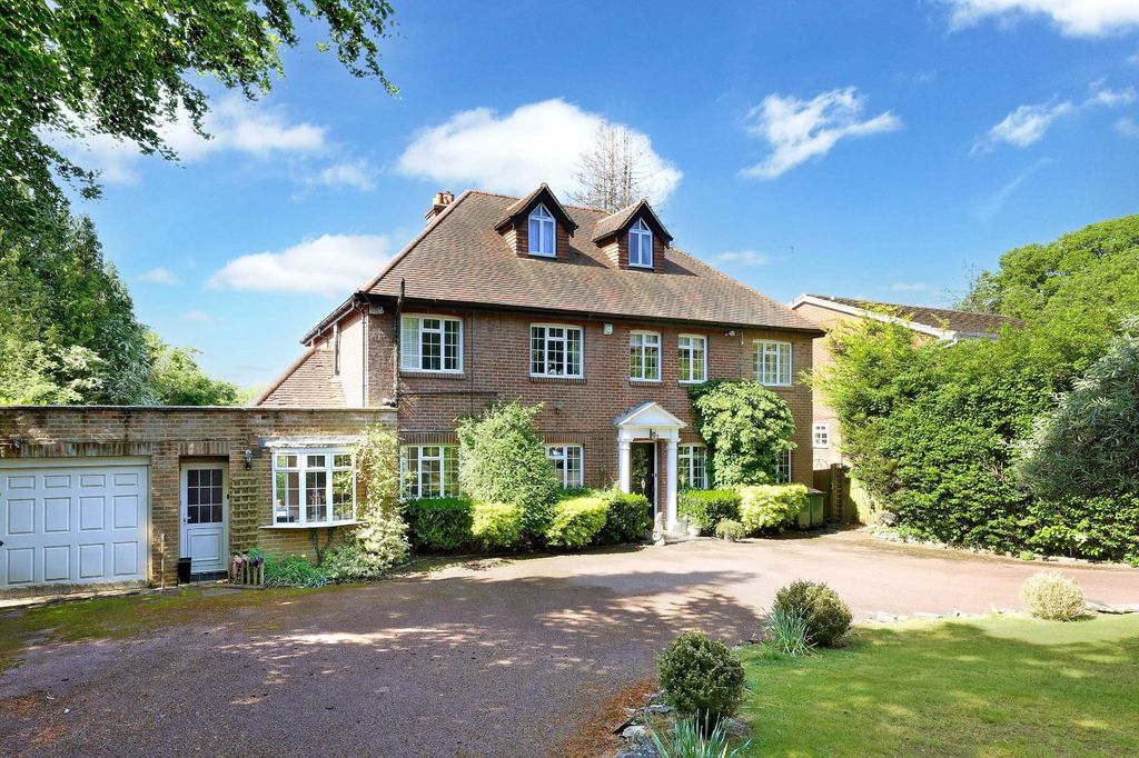 Property photo 1 of 25 Picture No. 04