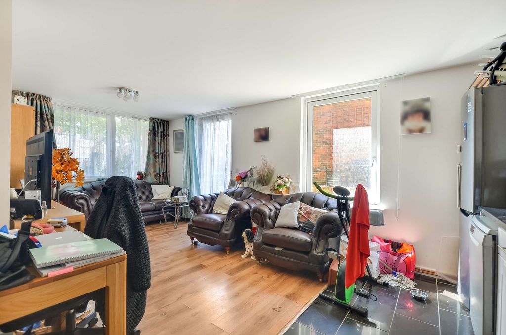 Property photo 3 of 19 Open Plan Living Area_Pic_ (3).Jpg