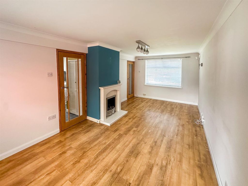 Property photo 3 of 45 Img_4887.Jpg