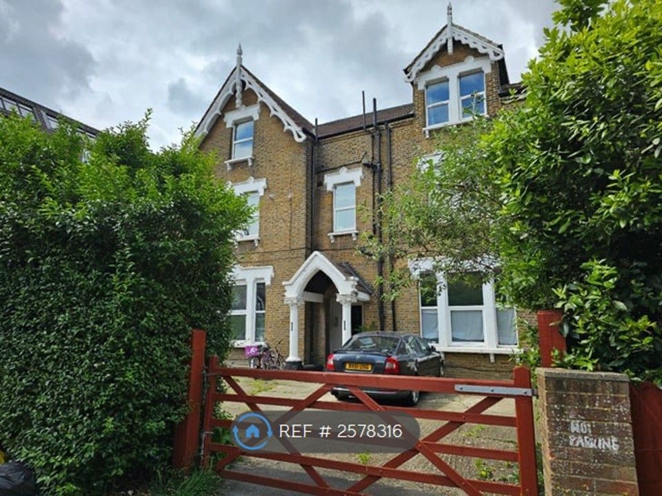 Property photo 1 of 6