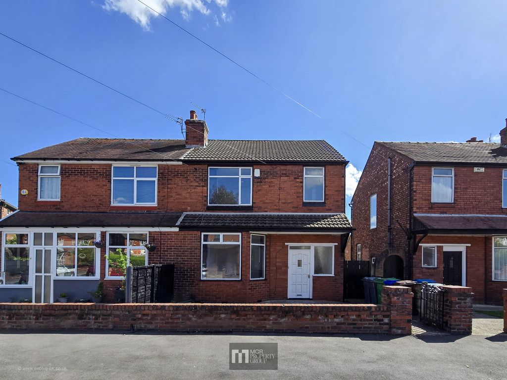 Property photo 1 of 20 3 Bed Semi Detached House For Sale