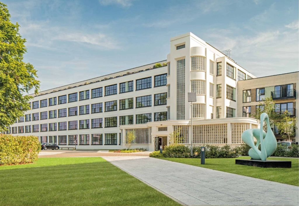 Property photo 1 of 10