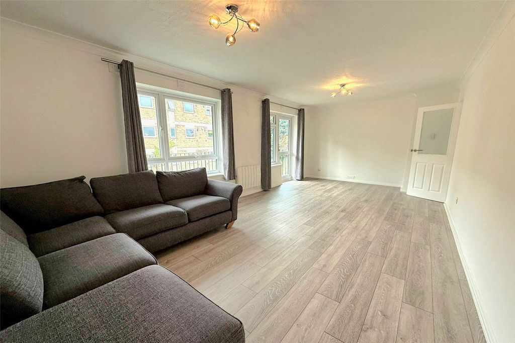 Property photo 3 of 9 Picture No. 03