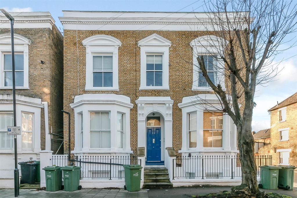 Property photo 1 of 11 Eden Harper Hayter Road
