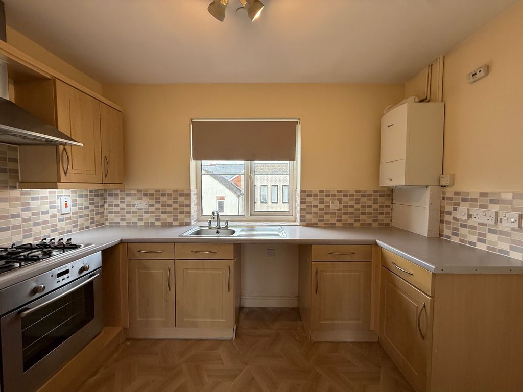Property photo 2 of 8