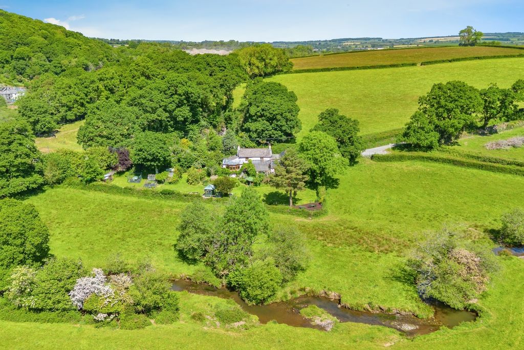Property photo 1 of 30 Drone