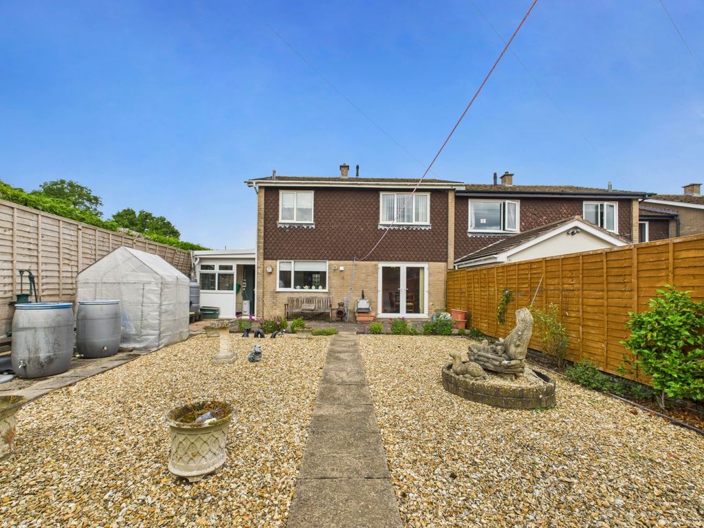 Property photo 3 of 14 Picture No. 13