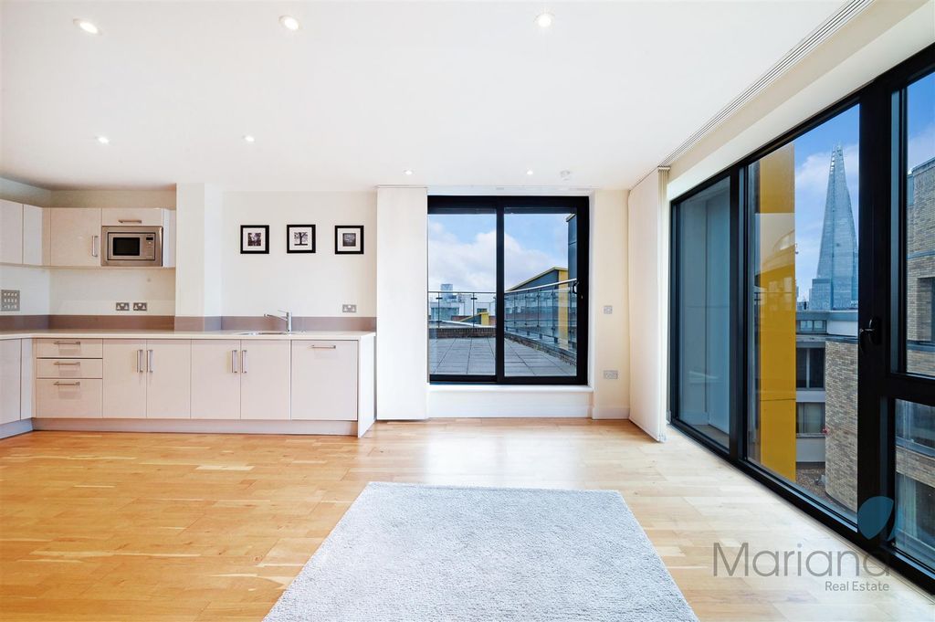 Property photo 2 of 16 Reception Room