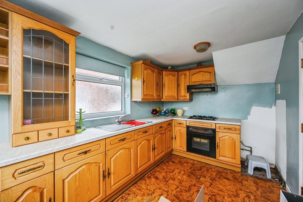 Property photo 2 of 8 Photo