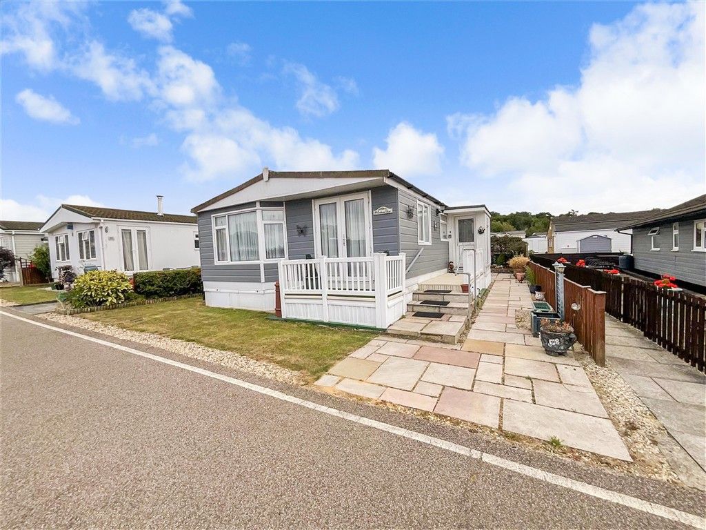 Property photo 3 of 8 Front