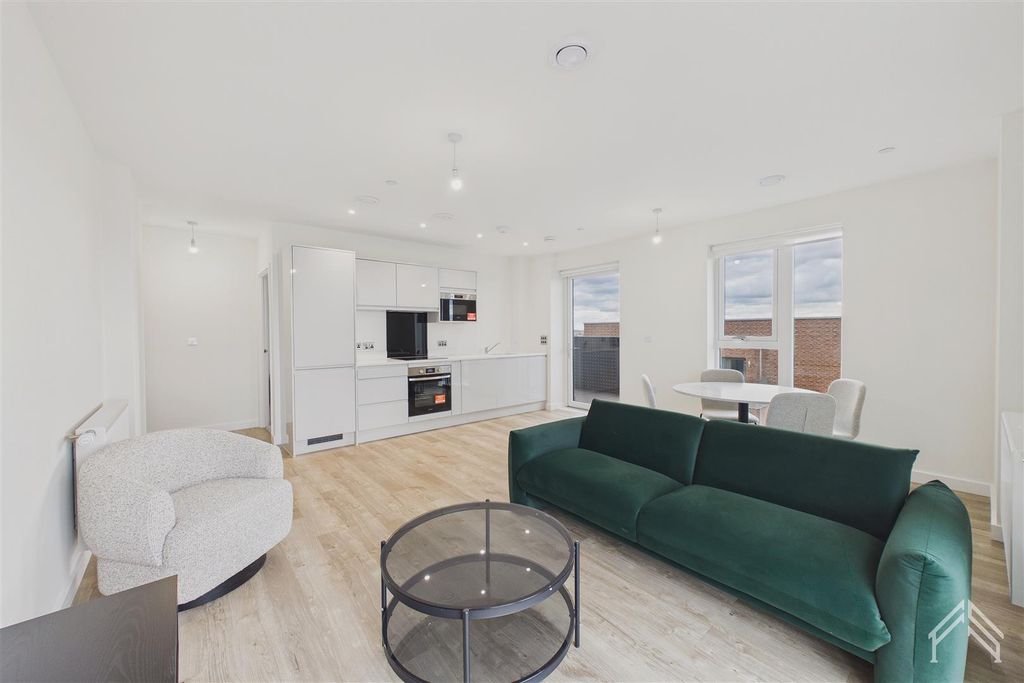 Property photo 1 of 11 1.Jpg