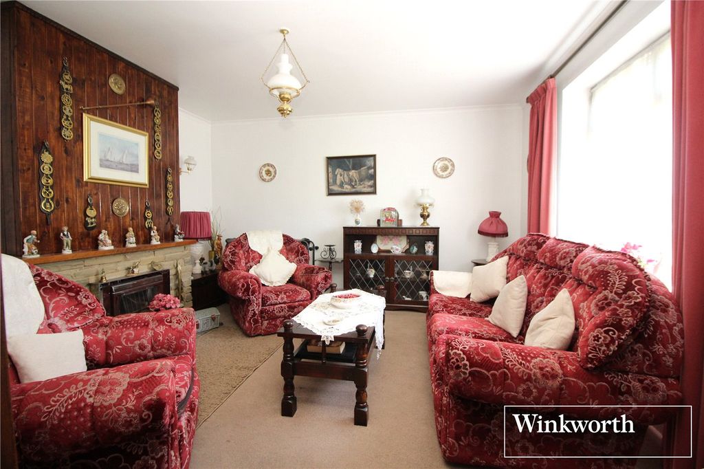 Property photo 2 of 16 Picture No. 14
