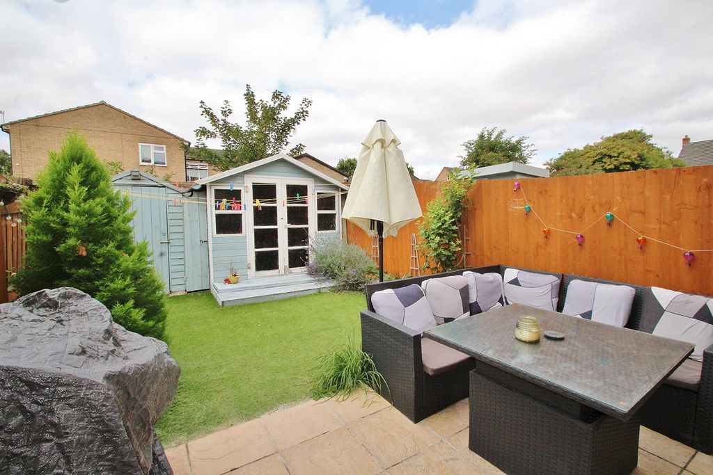 Property photo 2 of 10