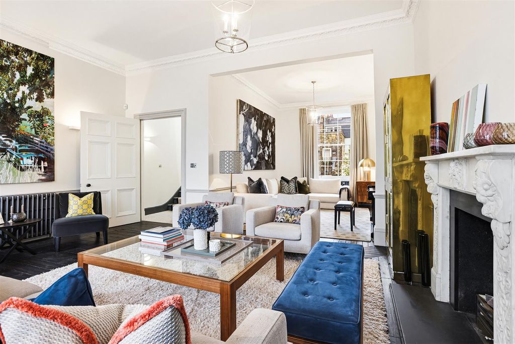 Property photo 2 of 18 98, Oakley Street (3).Jpg