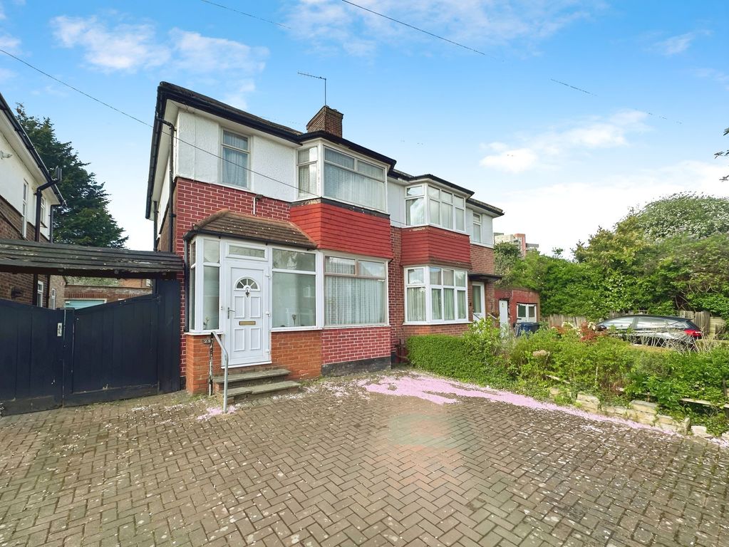 Property photo 1 of 9 External