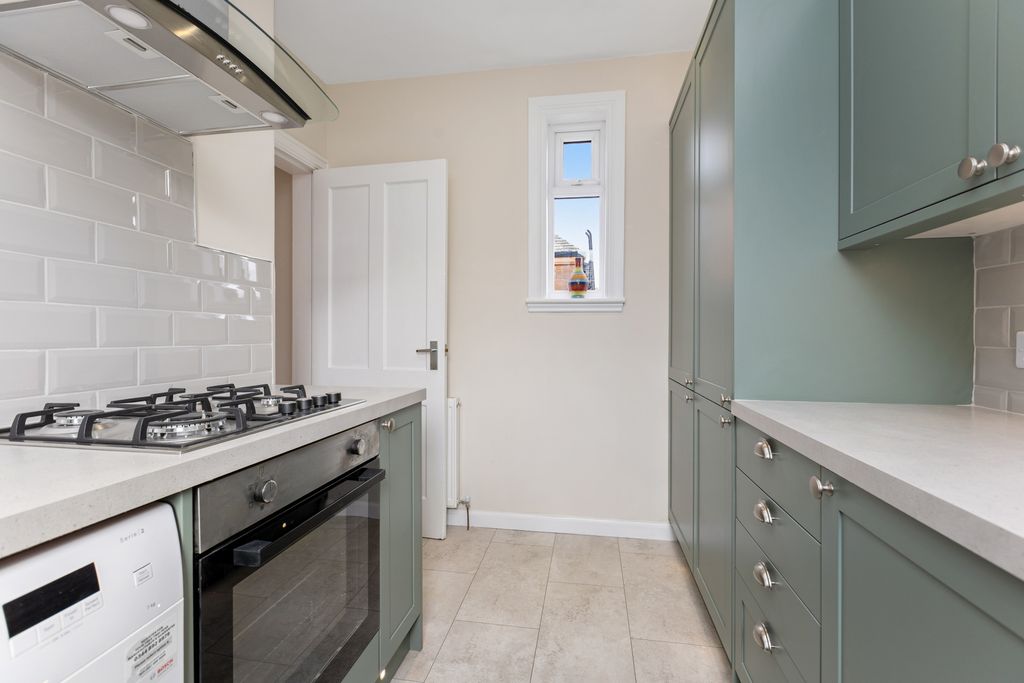 Property photo 2 of 18 Property Image 2