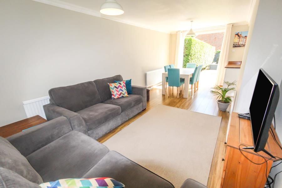 Property photo 2 of 19