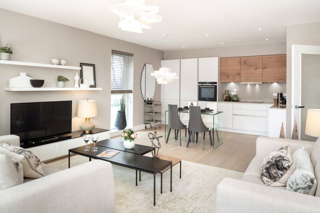 Property photo 1 of 13 Living/Kitchen