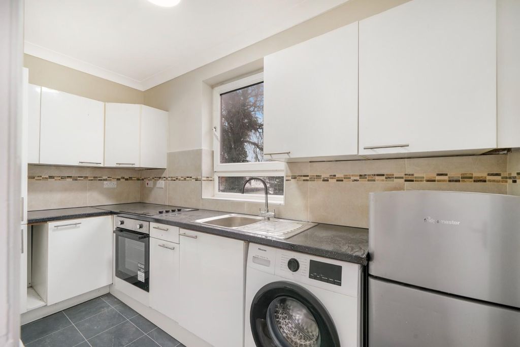 Property photo 3 of 14 1 (10).Jpg