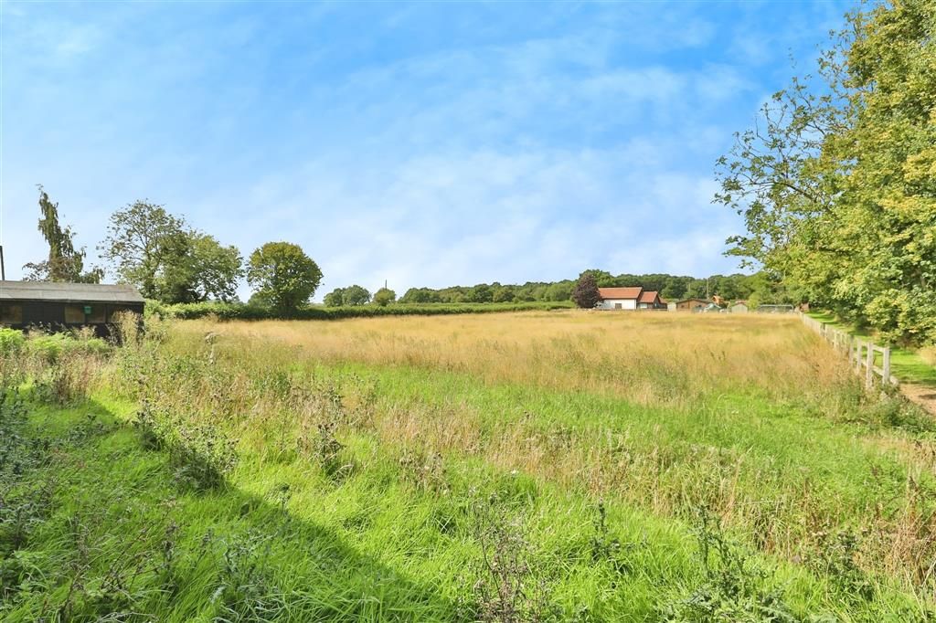 Property photo 3 of 18