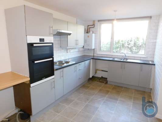 Property photo 3 of 22