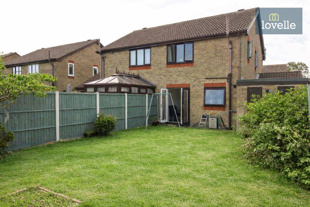 Property photo 2 of 16