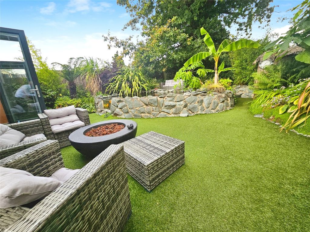 Property photo 3 of 25 Picture No. 02