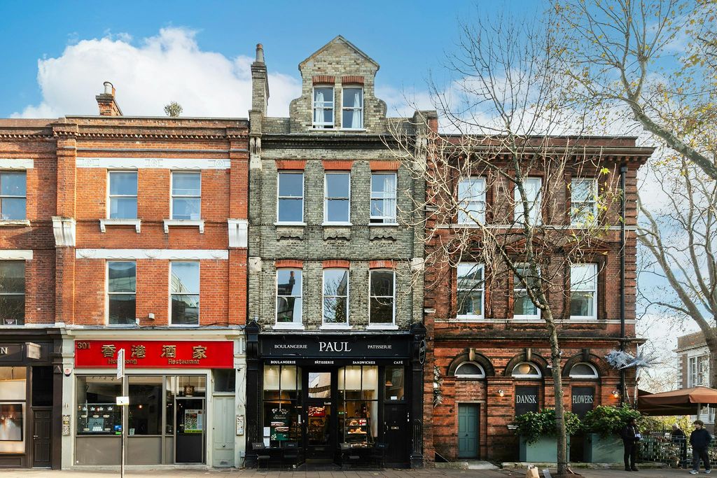 Property photo 1 of 10 302 Upper Street 2.Jpg