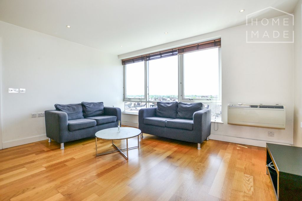 Property photo 2 of 7