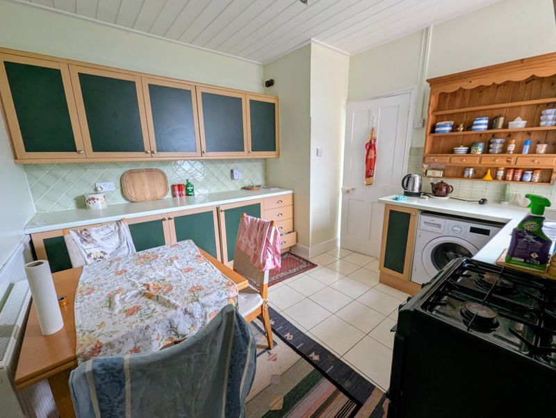 Property photo 3 of 5 Photo 4