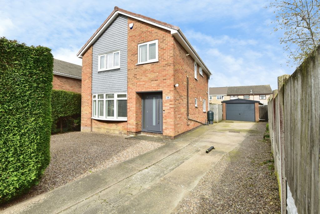 Property photo 1 of 19 Pbox-Img.Jpg