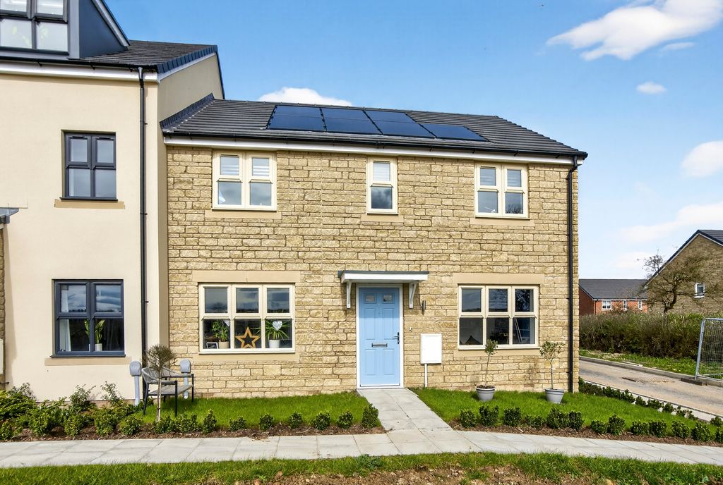 Property photo 1 of 22