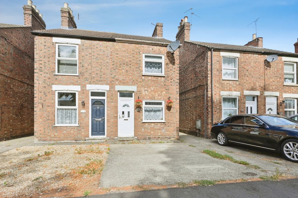 Property photo 1 of 16 Pbox-Img.Jpg