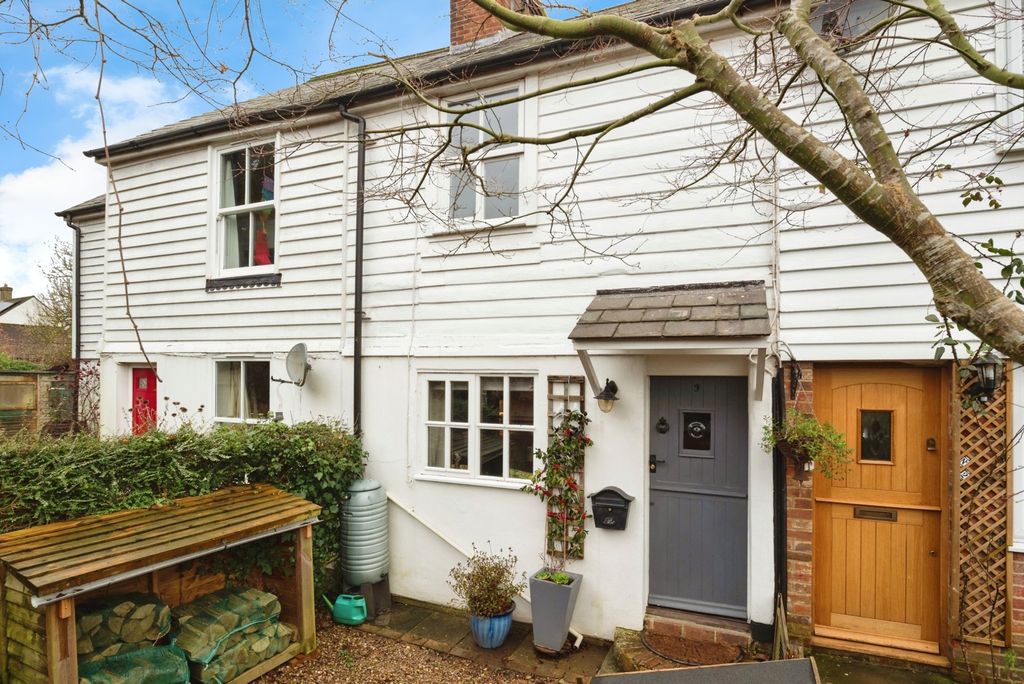 Property photo 1 of 20 Front