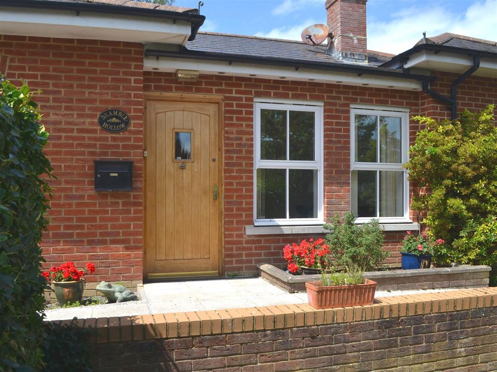 Property photo 3 of 23 4217 Newentrance.Jpg