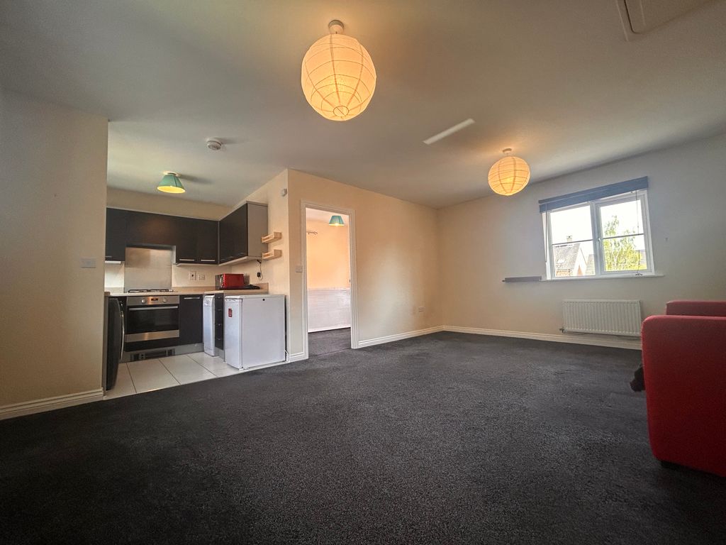 Property photo 3 of 8