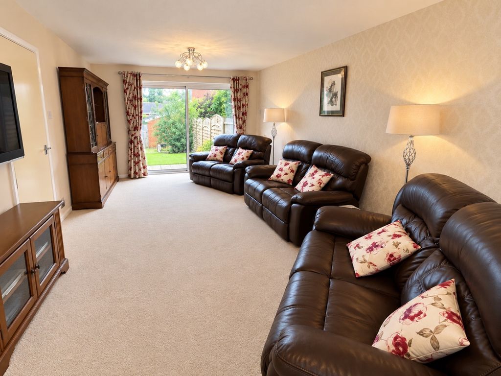 Property photo 3 of 15 4646572