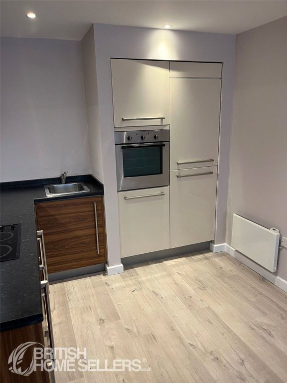 Property photo 3 of 13 Picture No. 06