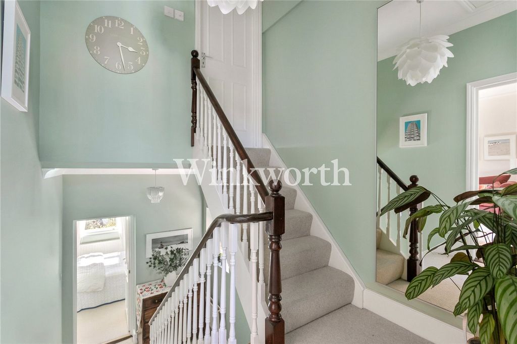 Property photo 2 of 19 Picture No. 06