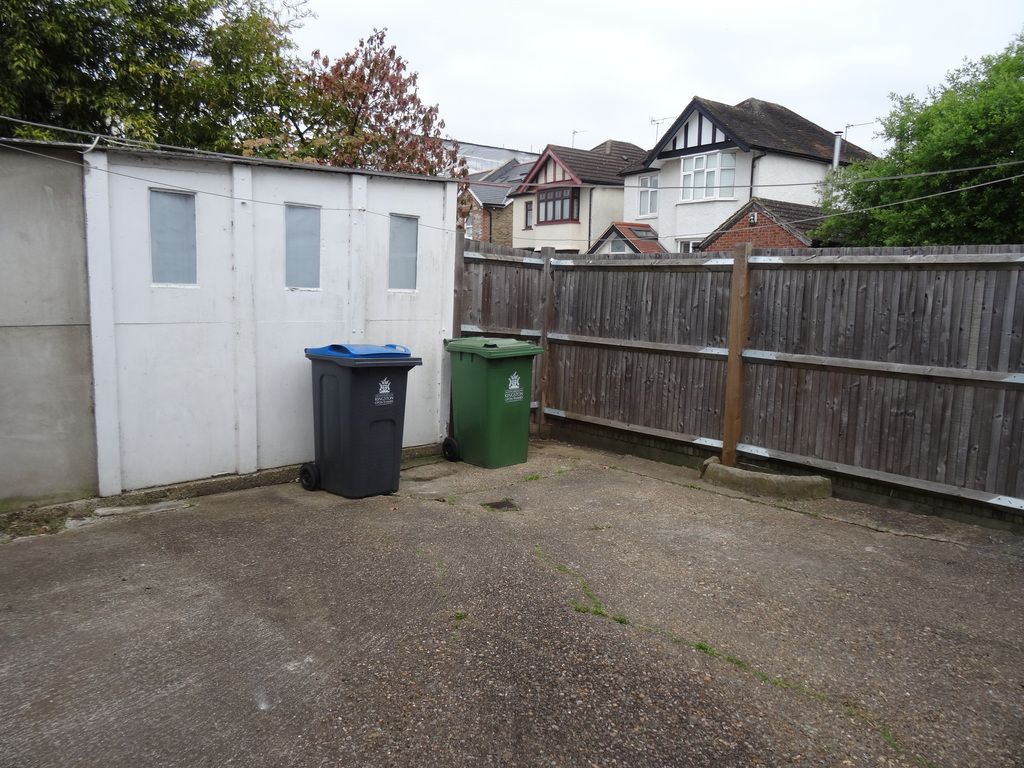 Property photo 2 of 23