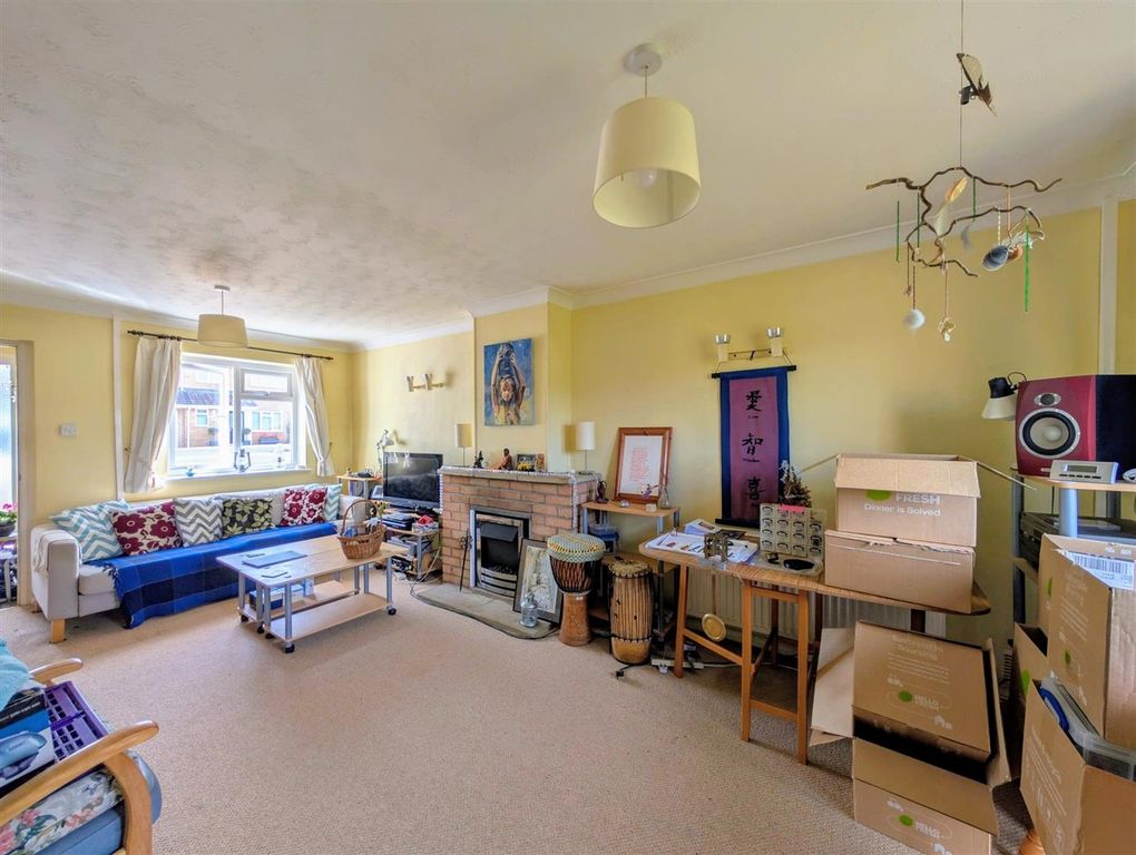 Property photo 3 of 9