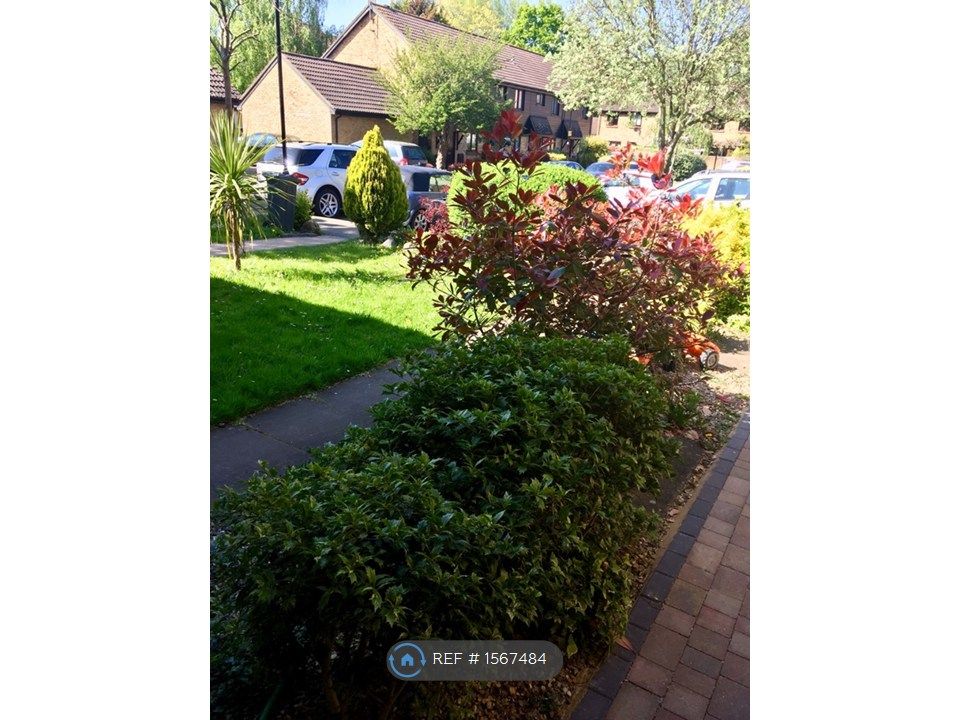 Property photo 3 of 35