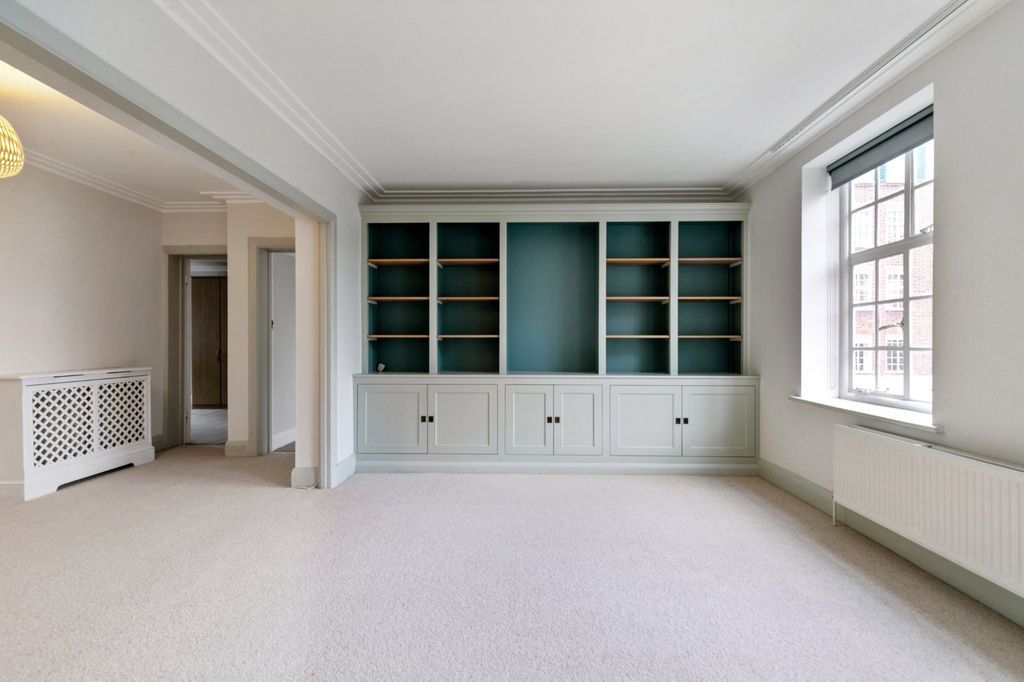 Property photo 3 of 20 Picture No. 10