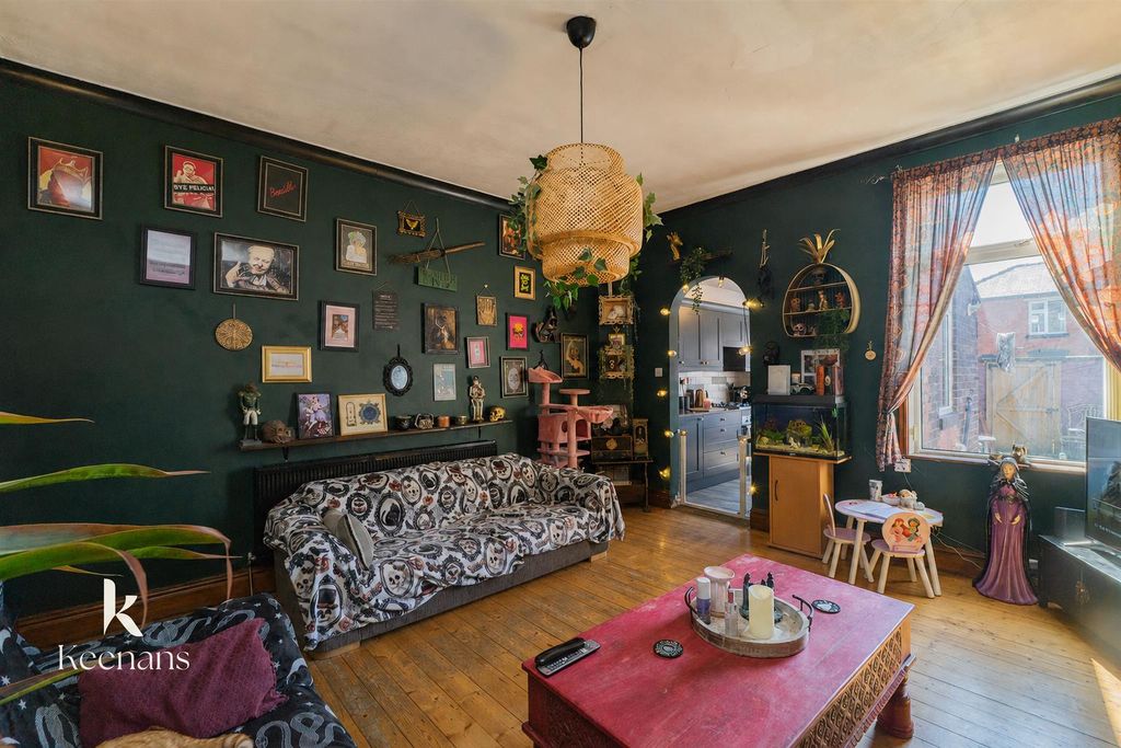 Property photo 2 of 19