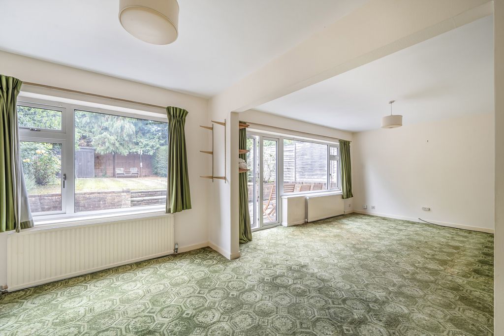 Property photo 2 of 19 1349870-11-68B9A1...