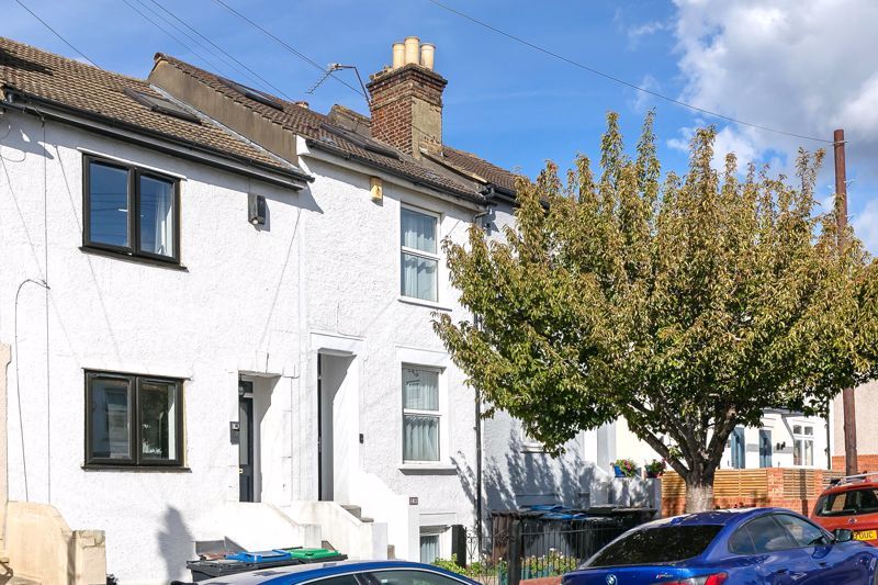 Property photo 1 of 15 External
