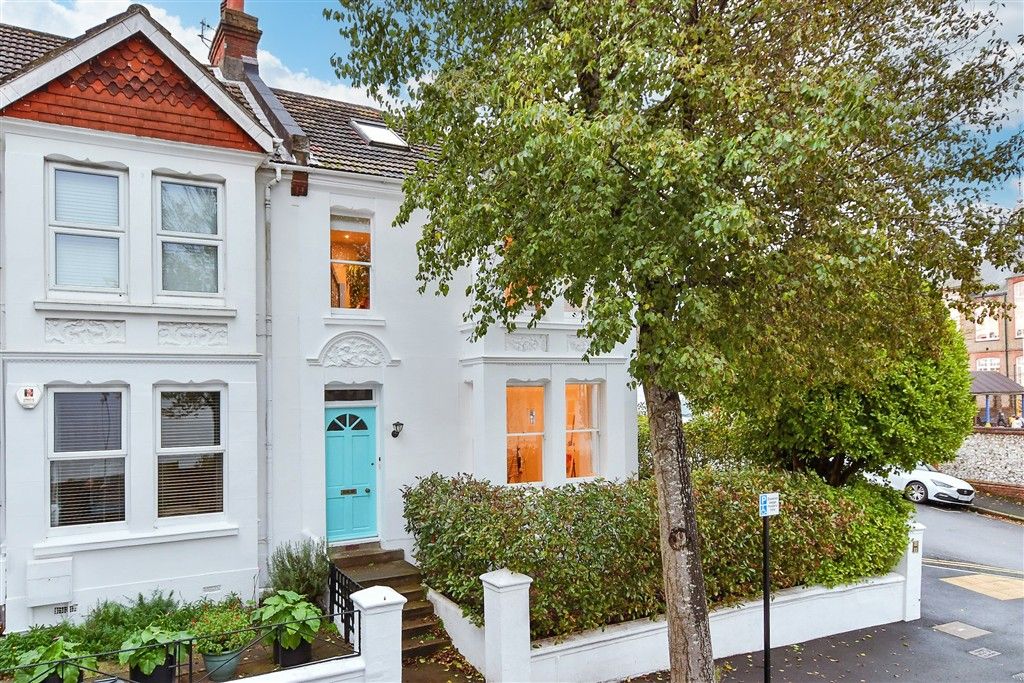 Property photo 1 of 13 External (Web)