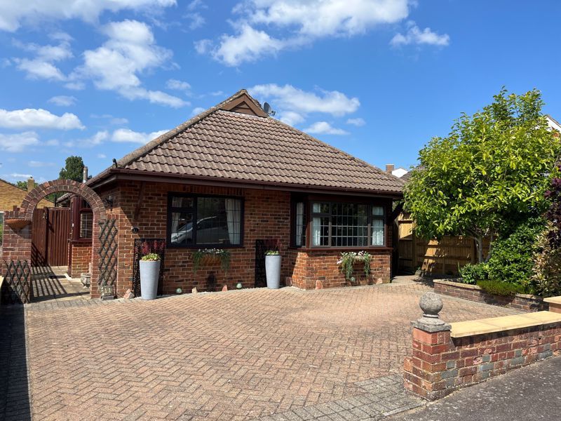 Property photo 1 of 19 Front