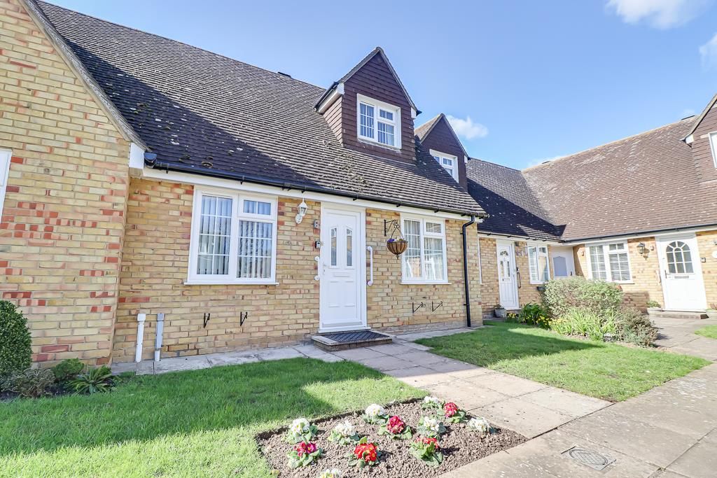 Property photo 1 of 21 Front